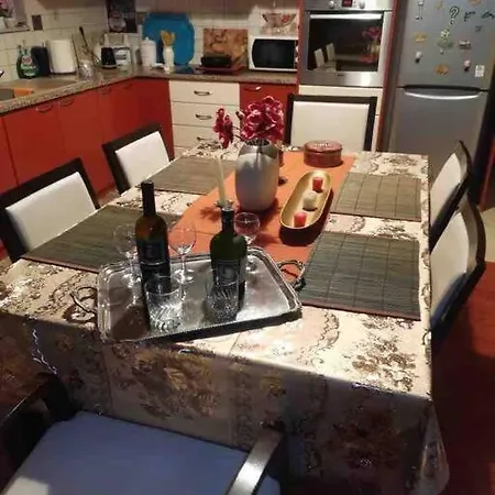 εξοχική κατοικία με δωρεάν χώρο στάθμευσης アパート *